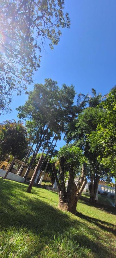 Linda Chacara Em Condominio Fechado Com Wifi De 300Mb - อาทิบายา ภายนอก รูปภาพ