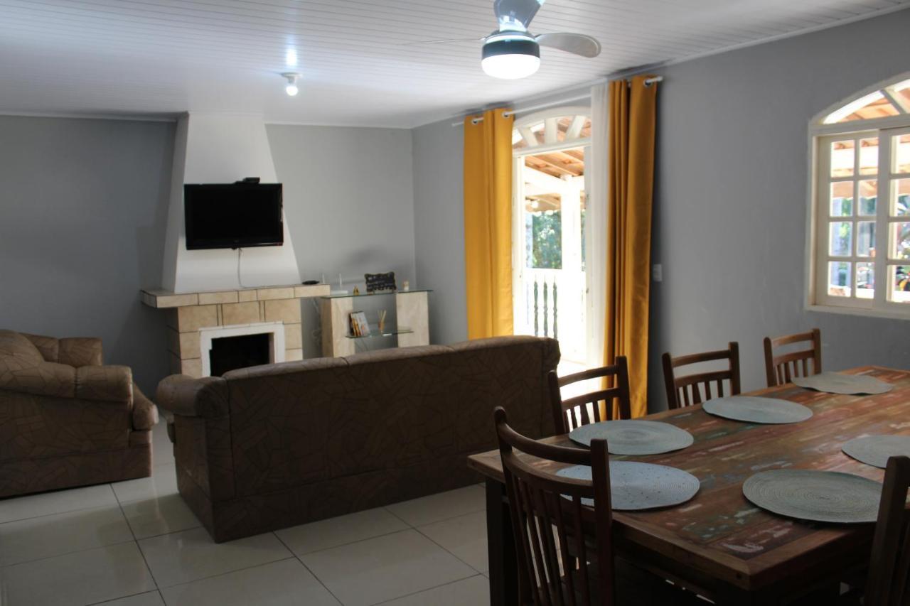 Linda Chacara Em Condominio Fechado Com Wifi De 300Mb - อาทิบายา ภายนอก รูปภาพ