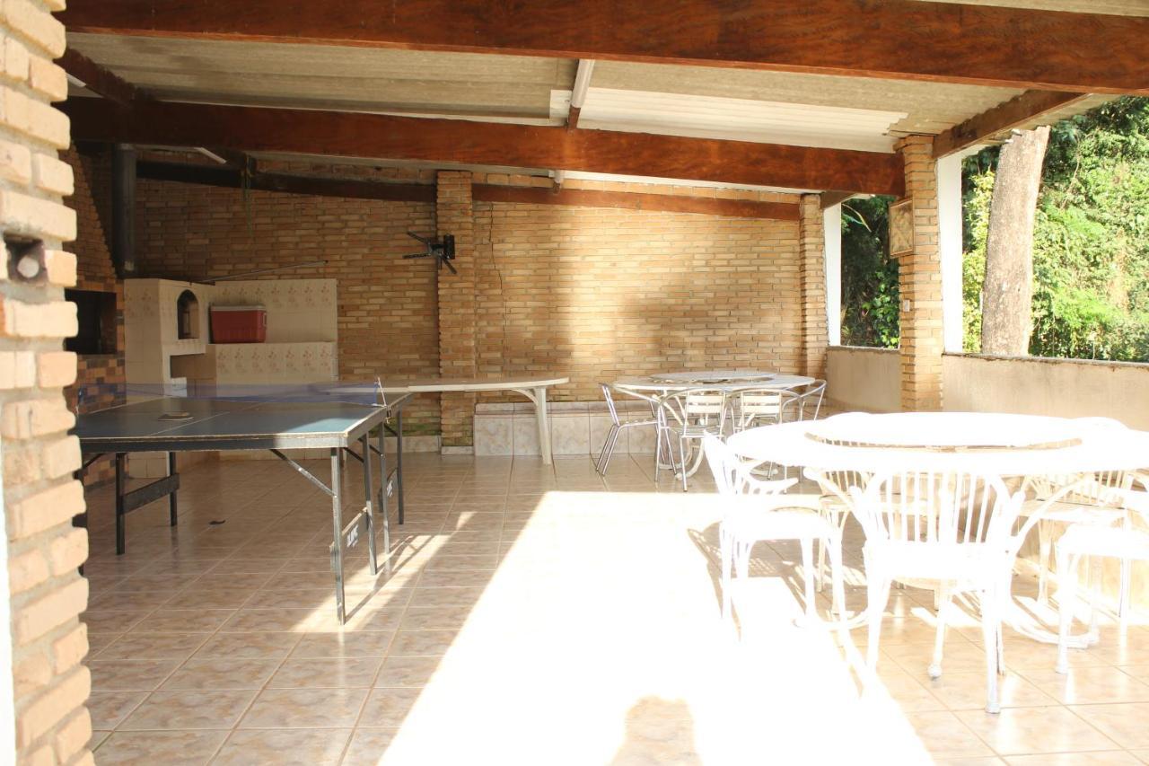 Linda Chacara Em Condominio Fechado Com Wifi De 300Mb - อาทิบายา ภายนอก รูปภาพ